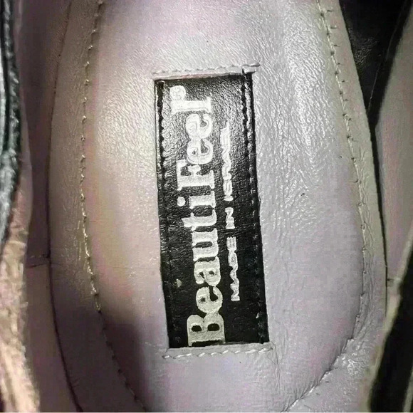 Beautifeel Shoes Womens 9 Pump Black Leather Pleated Block Heels lightly worn - Picture 12 of 13